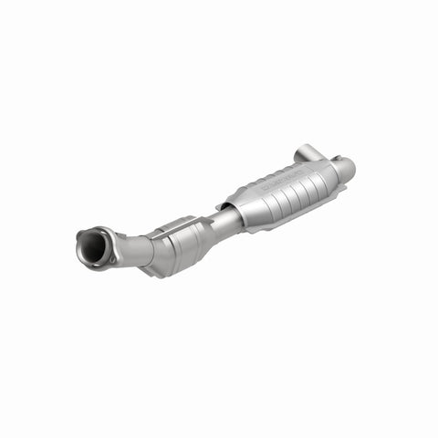 MagnaFlow Direct Fit Catalytic Converter 97-98 Ford Trucks 4.6L - 447133