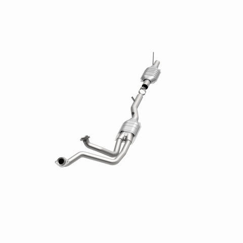 MagnaFlow Direct Fit Catalytic Converter 96 Ford F-150 4.9L I-6 - 93190