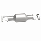 MagnaFlow Direct Fit Catalytic Converter 03-06 Kia Sorento 3.5L rear - 49924
