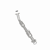 MagnaFlow 13-15 Toyota Tacoma California Grade CARB Compliant Direct-Fit Catalytic Converter - 5582703