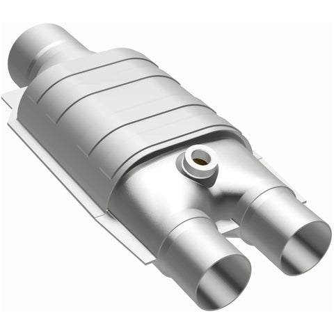 MagnaFlow Universal Catalytic Converter 3 inch/2 inch Single/dual with O2 - 51047