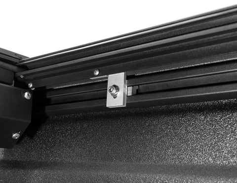 Roll-N-Lock 2020 Jeep Gladiator 5ft bed (w/ Trail Rail System) M-Series Retractable Tonneau Cover - LG495M