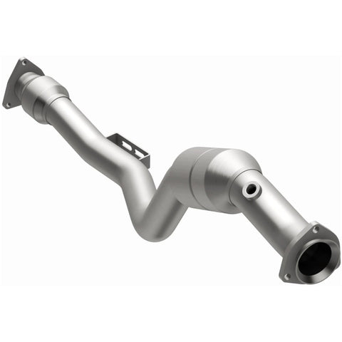 MagnaFlow Direct Fit Catalytic Converter 04-06 VW Phaeton 4.2L Passenger Side Front - 49876