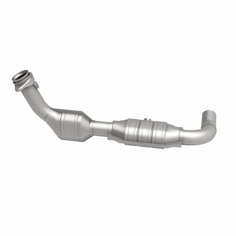 MagnaFlow Direct Fit Catalytic Converter 99-00 Ford F-150 4.6L - 447135