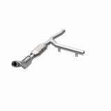 MagnaFlow Direct Fit Catalytic Converter 01 Ford F-150 4.2L - 51301