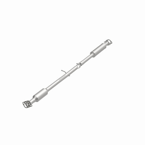 MagnaFlow Direct Fit Catalytic Converter OEM 14-15 Hyundai Tucson 2.0L Underbody - 52815