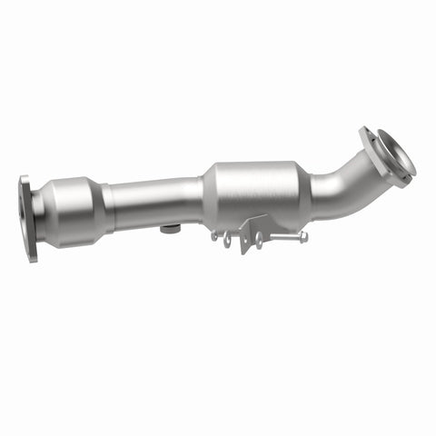 MagnaFlow Direct Fit Catalytic Converter 04-07 VW Touareg 4.2L Passenger Side - 51152