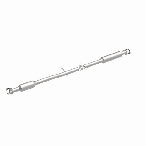 MagnaFlow Direct Fit Catalytic Converter OEM 14-15 Hyundai Tucson 2.0L Underbody - 52815