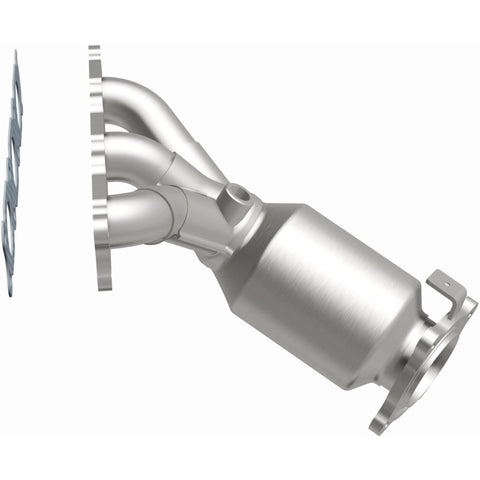 MagnaFlow Direct Fit Catalytic Converter 08-12 Land Rover LR2 3.2L - 52168
