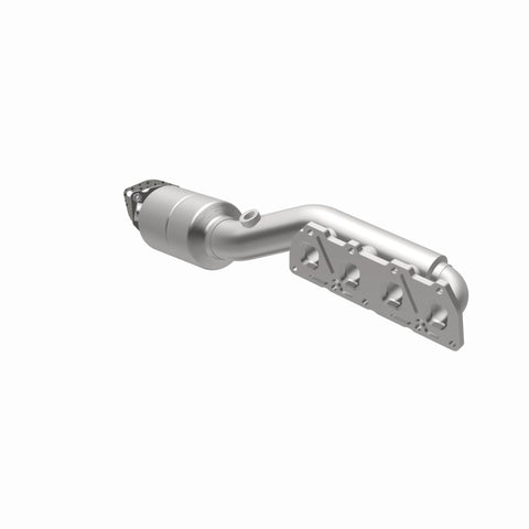 MagnaFlow Direct Fit Catalytic Converter 02-04 VW Passat 4.0L - 51197