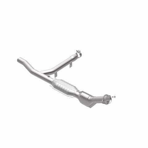MagnaFlow Direct Fit Catalytic Converter 97-98 Ford Trucks 4.2L - 447132