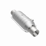 MagnaFlow Universal Catalytic Converter 2.50 OEM Angled O2 - 52326