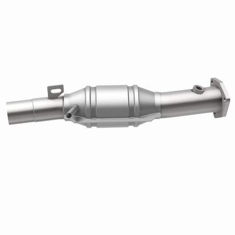 MagnaFlow Direct Fit Catalytic Converter 95 Volkswagen Golf 2.8L - 23713