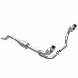 MagnaFlow Direct Fit Catalytic Converter 00-03 Dodge Durango 4.7L - 51338
