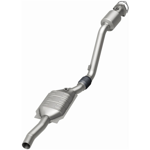 MagnaFlow Direct Fit Catalytic Converter 03 Volkswagen Passat 2.8L - 51589