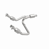 MagnaFlow 14-15 Chevrolet Silverado 1500 Underbody 4.3L / 5.3L Direct-Fit Catalytic Converter - 280424