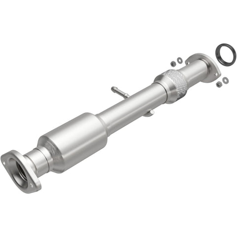 MagnaFlow Direct Fit Catalytic Converter 14-15 Toyota Highlander 3.5L - 52534