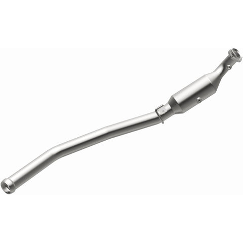 MagnaFlow Direct Fit Catalytic Converter 2007-2012 GL450 4.6 L Underbody - 52172