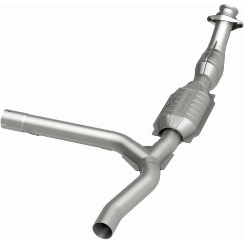 MagnaFlow Direct Fit Catalytic Converter 01 Ford F-150 4.2L - 51301