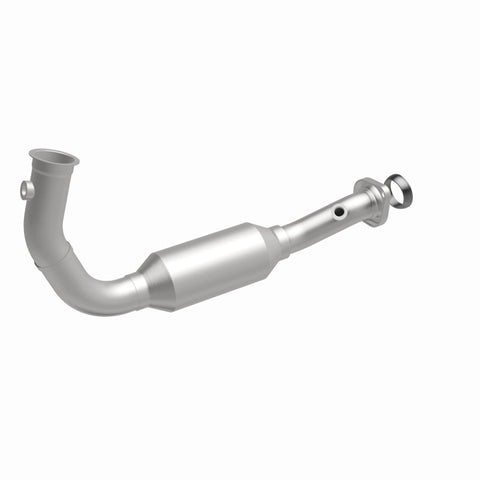 MagnaFlow Conv Direct Fit OEM 2004 Jeep Liberty Underbody - 4551583