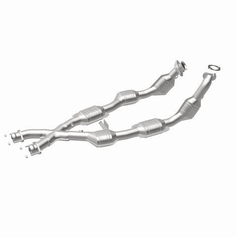 MagnaFlow Direct Fit Catalytic Converter 96-98 Mustang 4.6L 6-Cats - 93348