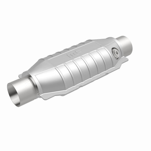 MagnaFlow Universal Catalytic Converter 2.25 Single O2 Boss - 94035