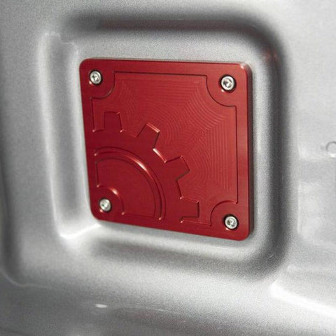 BuiltRight Industries 2020 Jeep Gladiator Bed Plug Plate Cover (Alum) - Red - 110016