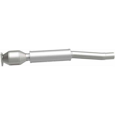 MagnaFlow Direct Fit Catalytic Converter 04/06 VW Phaeton 4.2L Rear Driver Side - 441027