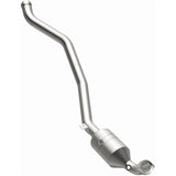 MagnaFlow Direct Fit Catalytic Converter 2006-2011 R350 3.5 L Underbody - 52178