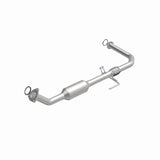 MagnaFlow Conv Direct Fit OEM 2003-2004 Toyota Tundra Underbody - 47.125in Length - 4551404