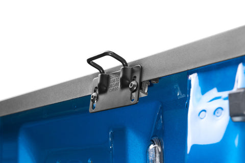 Extang 17-21 Nissan Titan (5 ft 6 in) (With Rail System) Trifecta ALX - 90706