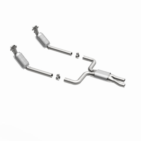 MagnaFlow Direct fit Catalytic Converter, Lincoln 03-06 8 3.9L; Y Pope Assy - 23936