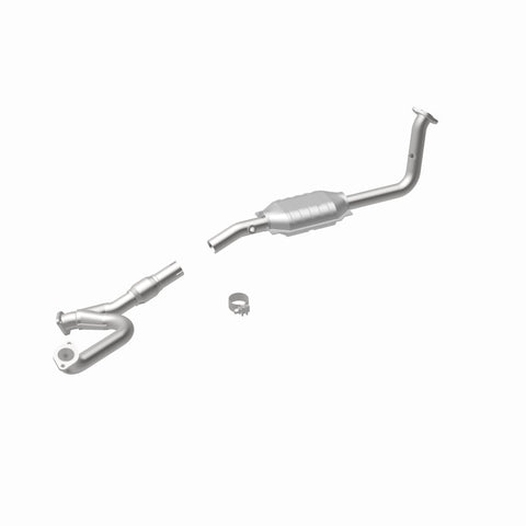 MagnaFlow Direct Fit Catalytic Converter 98-02 3.5L Isuzu Trooper DS - 23635