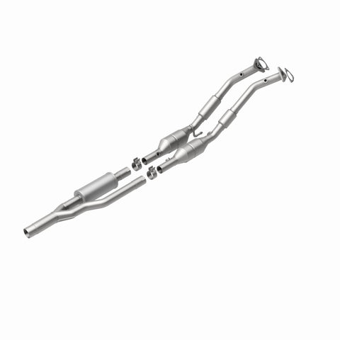 MagnaFlow Direct Fit Catalytic Converter TT QUATTRO-08 3.2L OEM - 49716