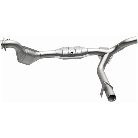 MagnaFlow Direct Fit Catalytic Converter 01 Ford Trucks 4.6L - 447124