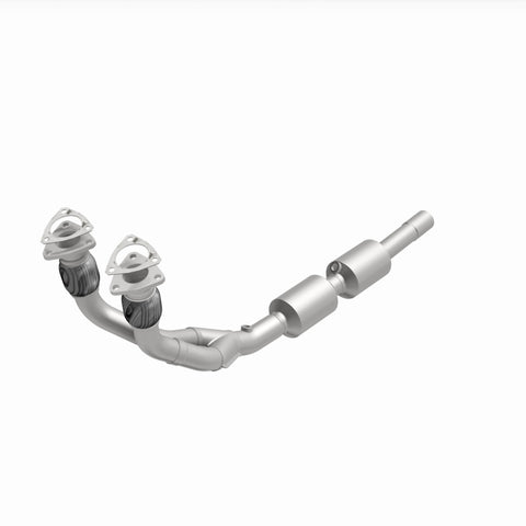 MagnaFlow Converter Direct Fit 02-05 Golf 2.8L Underbody - 52289