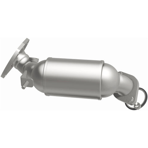 MagnaFlow 17-20 Toyota Sienna / 16-19 Lexus RX350 V6 3.5L Direct Fit Manifold Catalytic Converter - 22-009