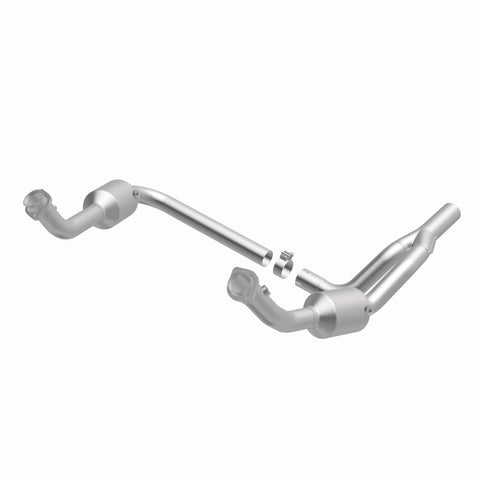 MagnaFlow 10-11 Jeep Wrangler 3.8L Direct Fit CARB Compliant Catalytic Converter - 5551458