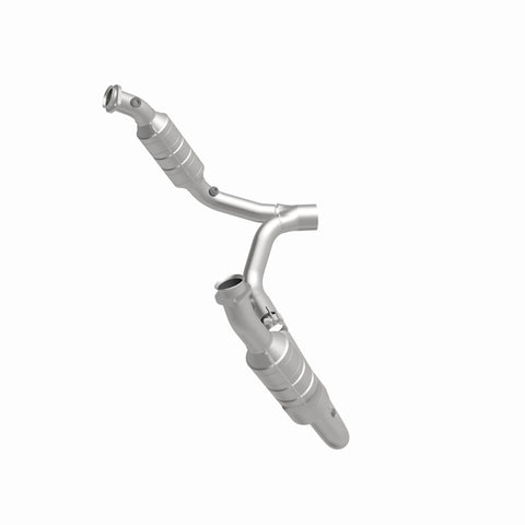 MagnaFlow Direct Fit Catalytic Converter 2006 Dodge RAM 1500 Pickup 5.7L Solid Front Axle - 49711