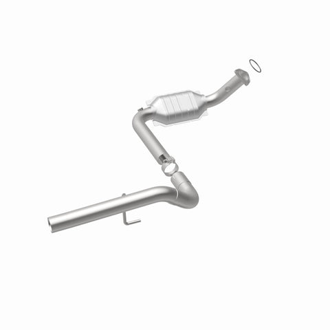 MagnaFlow Direct Fit Catalytic Conv 02-06 Cadillac Escalade / 02-06 GM Yukon (Inc Denali) 6.0L D/S - 93601