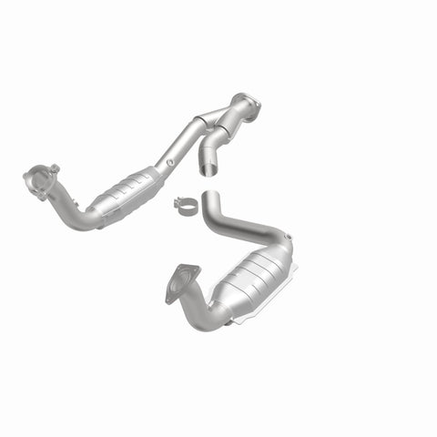 MagnaFlow Direct Fit Catalytic Converter 03-06 Chevy SSR 5.3/6.0 OEM - 49580