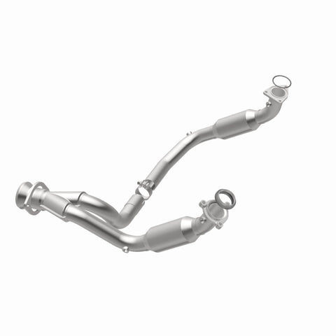 MagnaFlow Direct Fit Catalytic Converter 2007-2008 Cadillac Escalade 6.2L - 5451631
