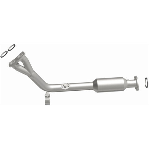 MagnaFlow Direct Fit Catalytic Converter California Grade 96-98 Toyota 4Runner 2.7L - 4481912
