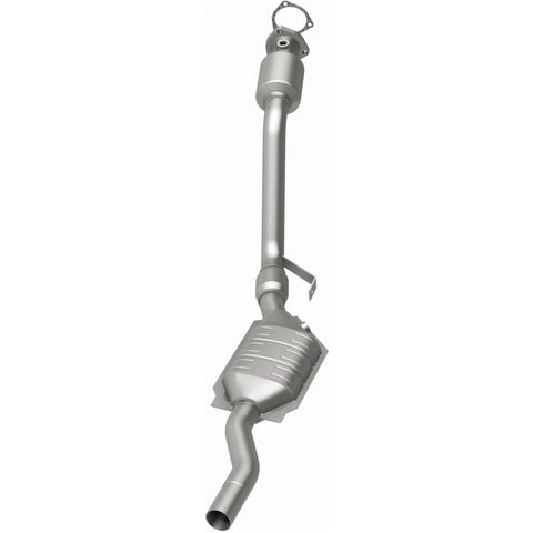 MagnaFlow Direct Fit Catalytic Converter 03 Volkswagen Passat 2.8L - 51964