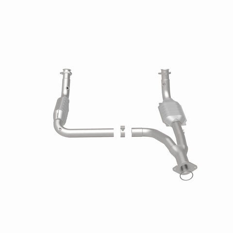 MagnaFlow Conv DF 07-09 Chevrolet/GMC Silverado/Sierra 2500 HD 6.0L Y-Pipe Assembly excludes Classic - 49644