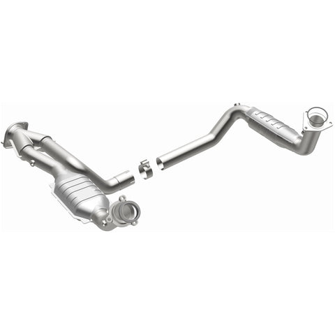 MagnaFlow DF Cat. Conv 02-06 Cadillac Truck. 8 5.3L Dual Conv. Y-Pipe Assy 2wd/Chevy Truck 99-07 - 51097
