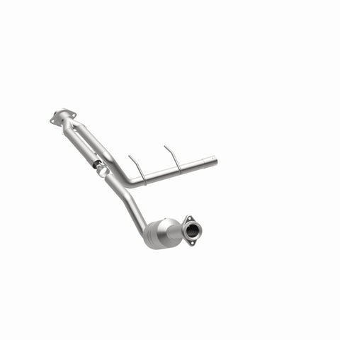 MagnaFlow Direct Fit Catalytic Converter 2011-2014 F-150 3.7L Underbody - 52156