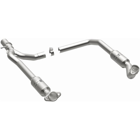 MagnaFlow Direct Fit Catalytic Converter 2009-2012 E-150 5.4 L Underbody - 52294