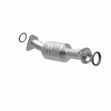 MagnaFlow Direct Fit Catalytic Converter 2010-2012 CX-7 2.5 L Underbody - 52222