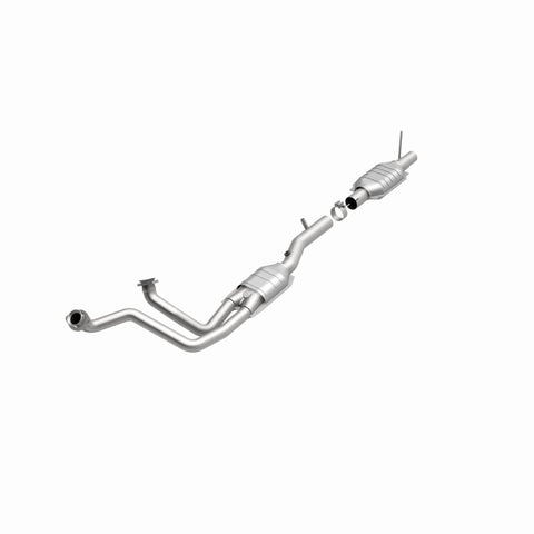 MagnaFlow Direct Fit Catalytic Converter 96 Ford F-150 4.9L I-6 - 93190